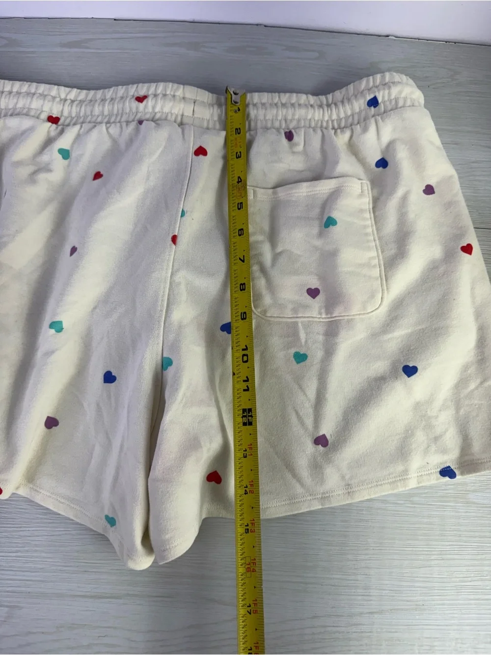 Wild Fox multi colors Heart Shorts size X-Large